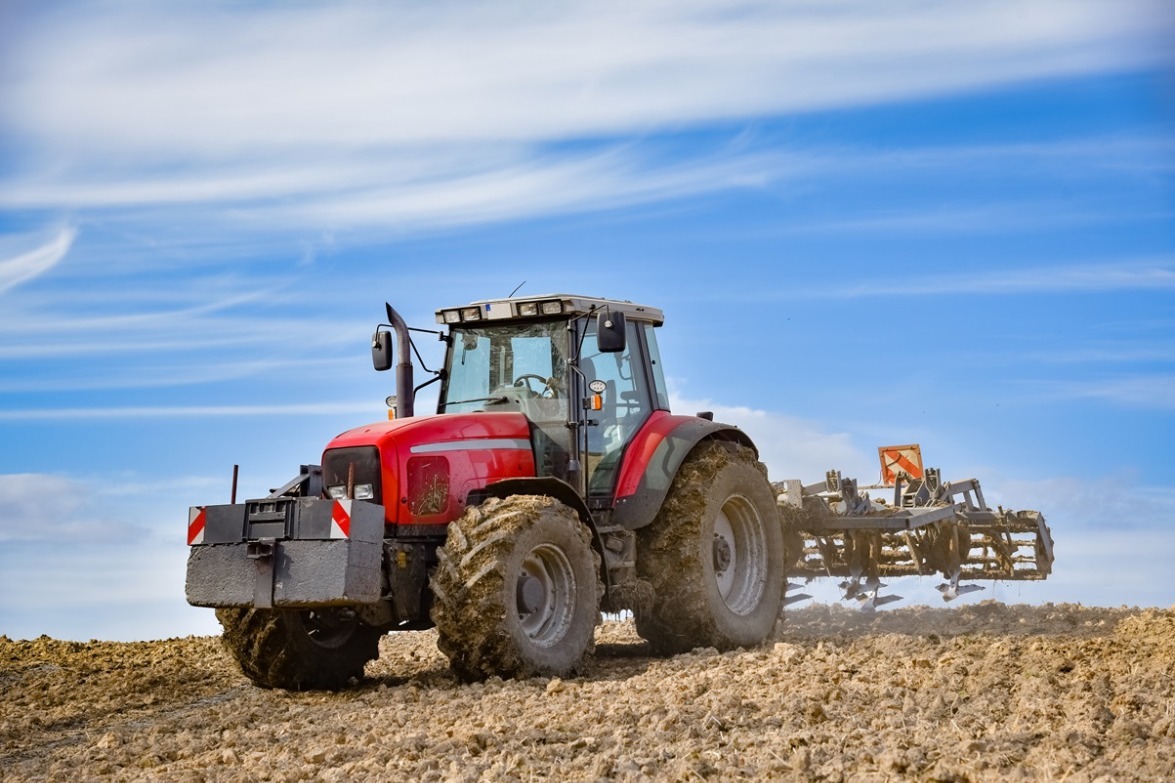 You are currently viewing Optimizing Farm Equipment for Hot Weather Conditions