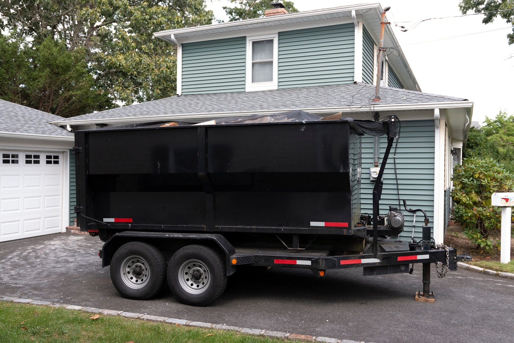 You are currently viewing Key Considerations for Operating a Dump Trailer Safely