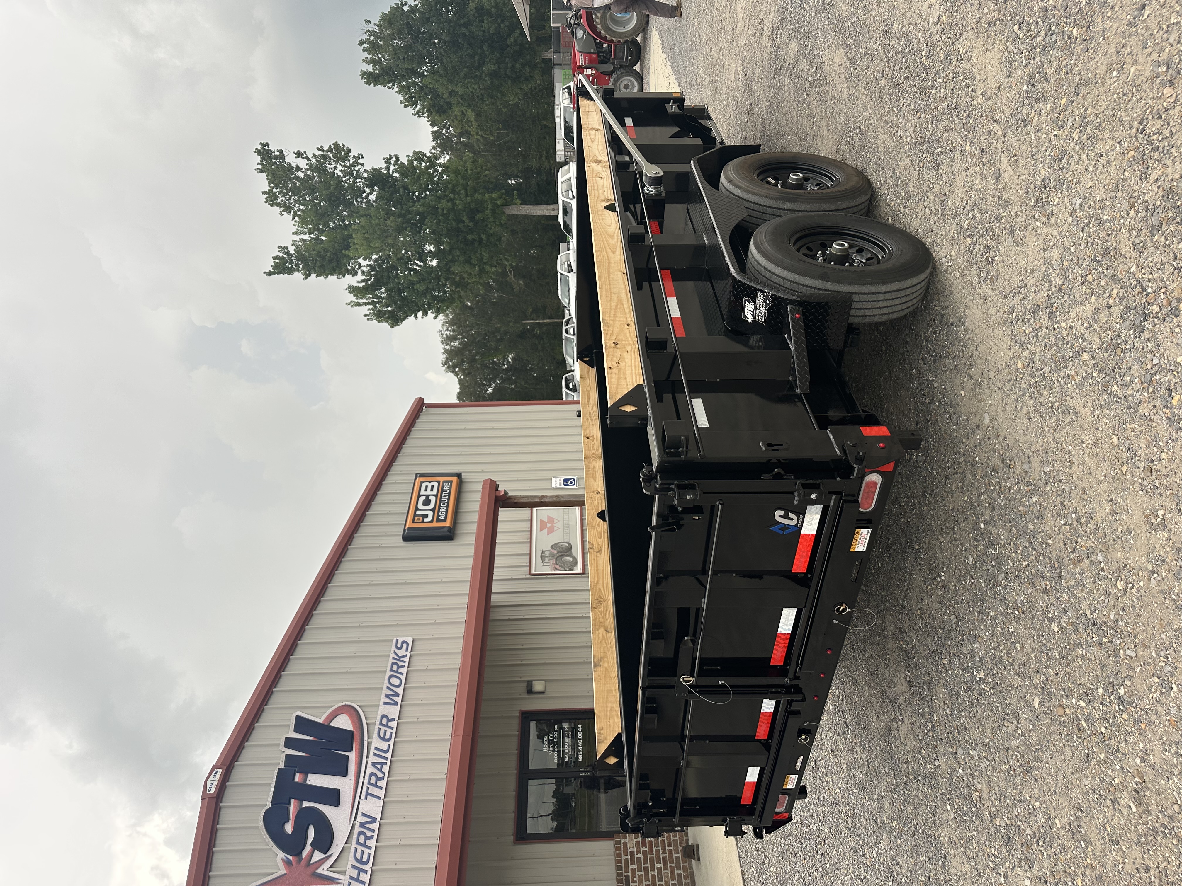 2026 Diamond C LPT Dump Trailer