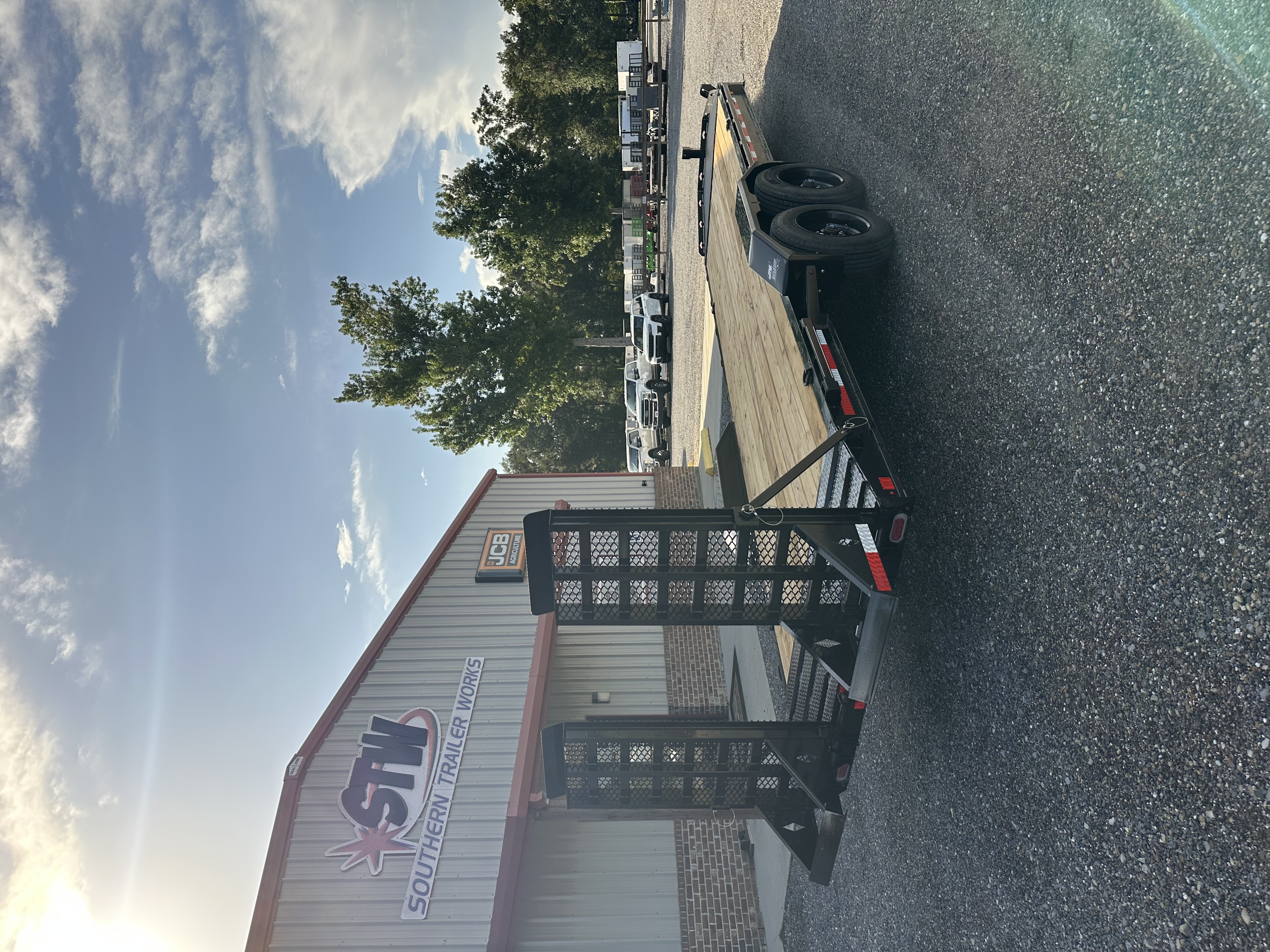 2026 Diamond C LPX Equipment Trail