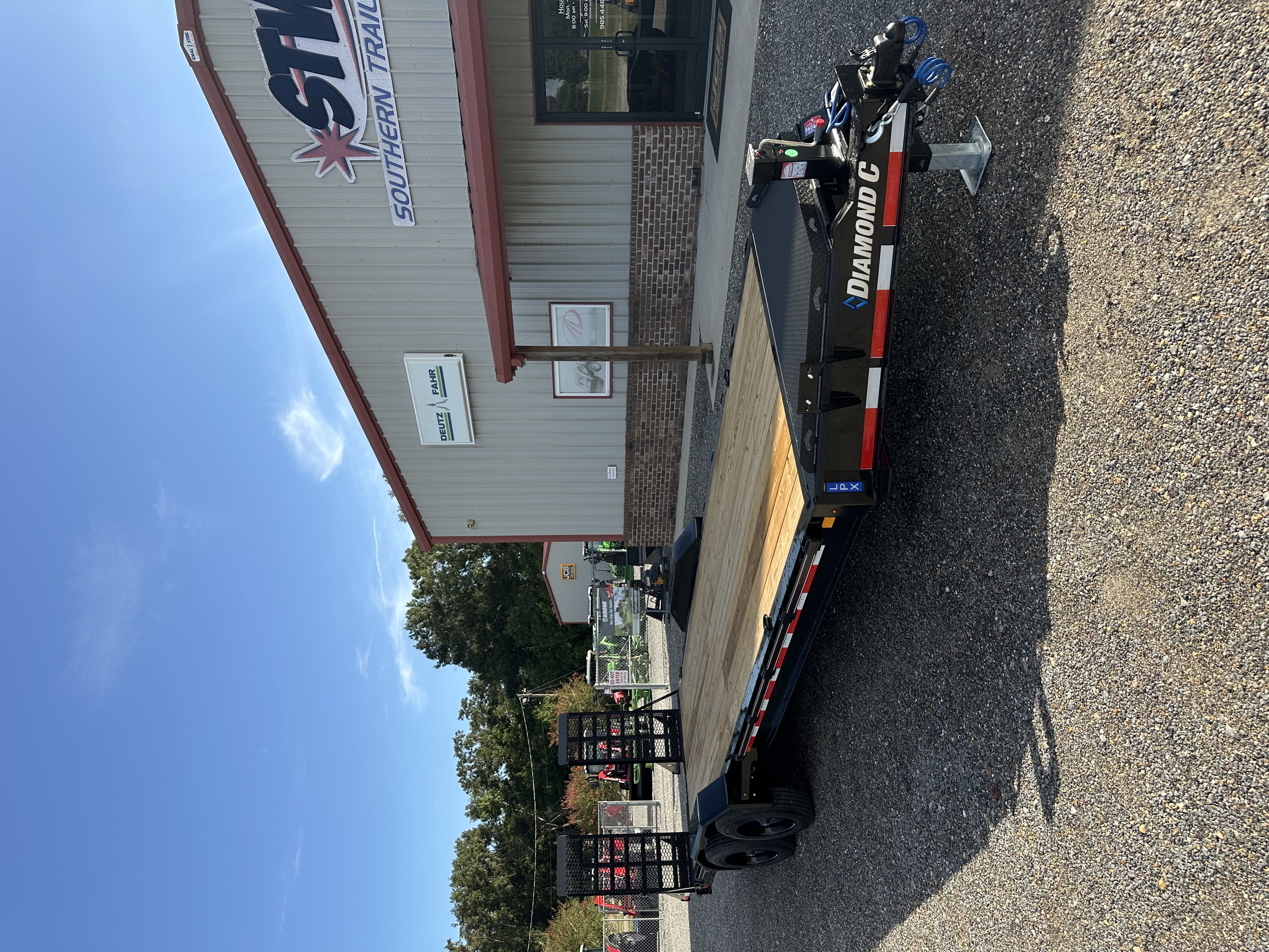 2026 Diamond C LPX Equipment Trail