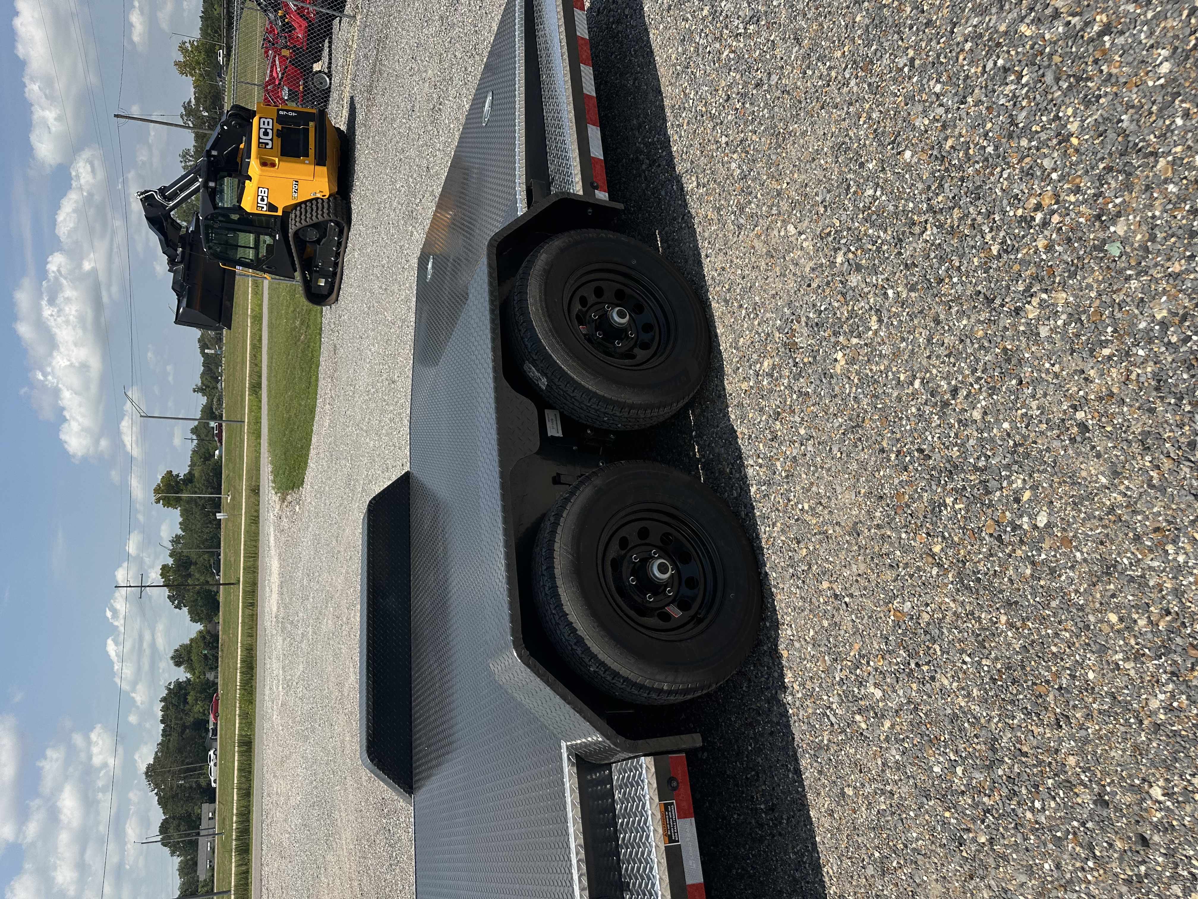 2026 Load Trail LOA CZ8320052 GM Gray Carhauler Trail