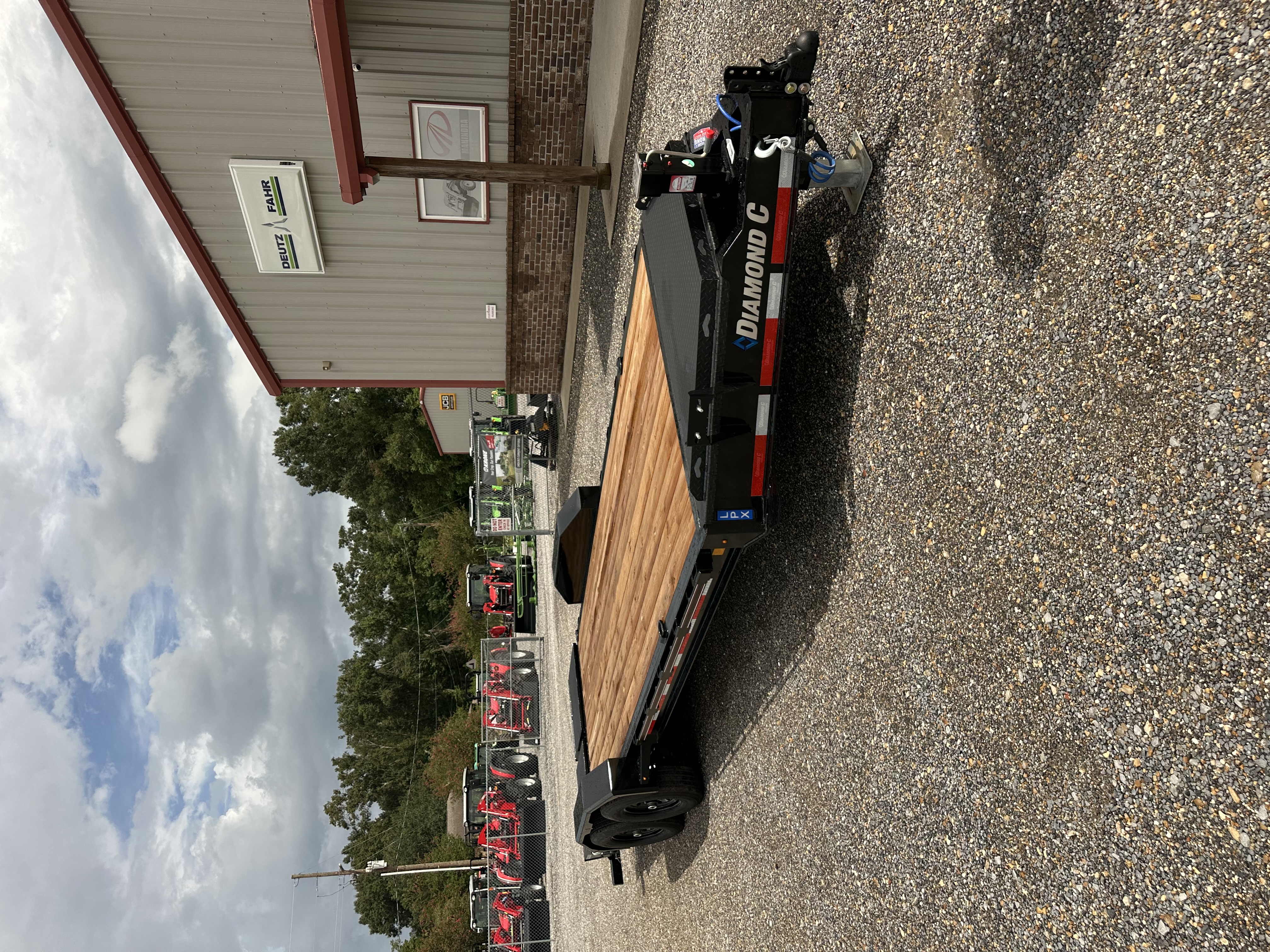2026 Diamond C LPX Equipment Trail
