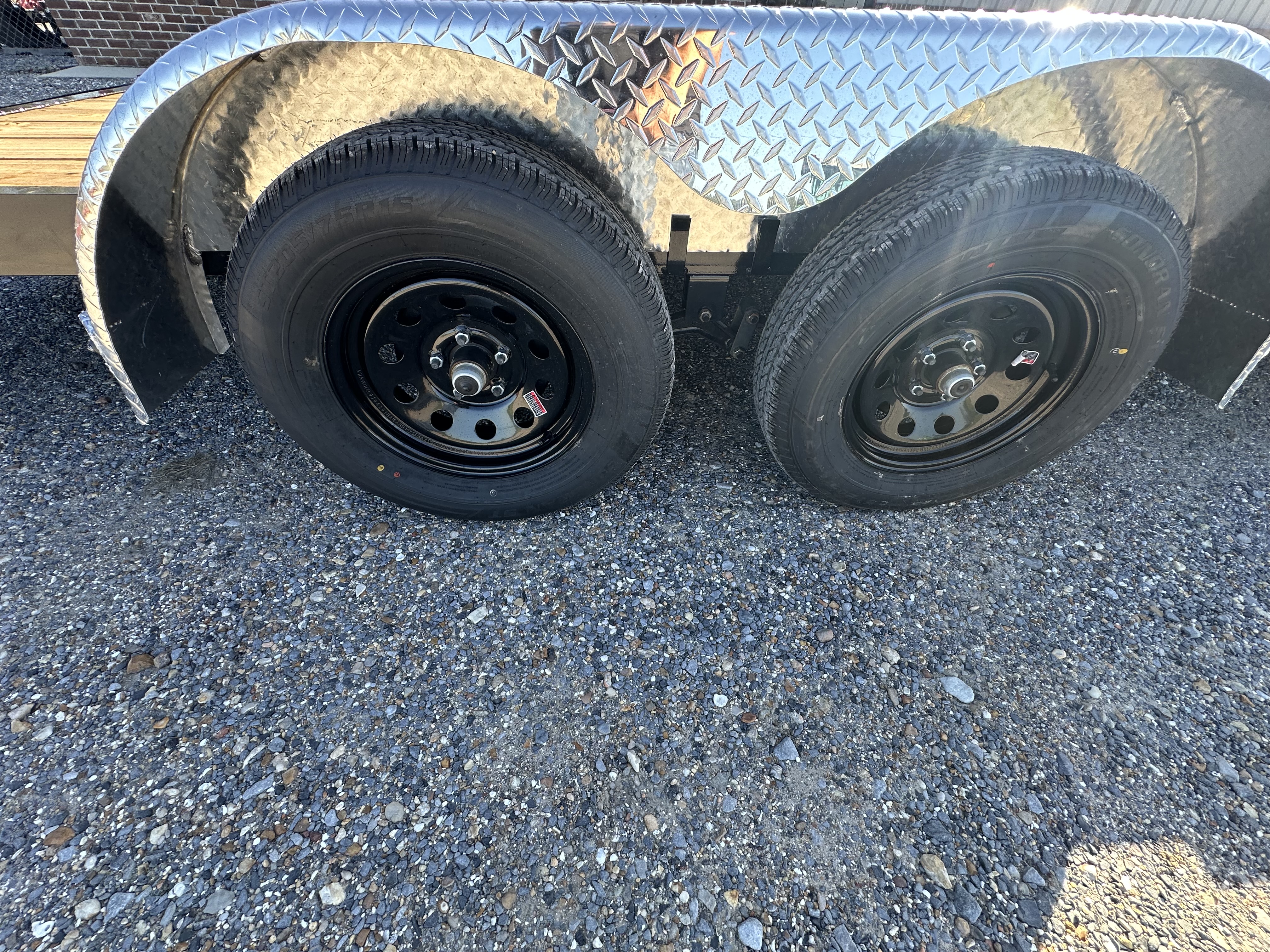 2026 Load Trail LOA CH8320032 Black Carhauler Trail